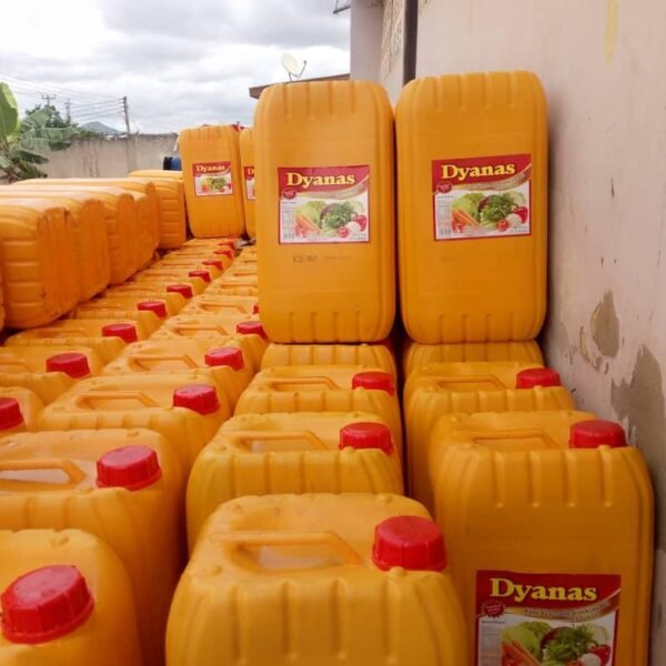 Dyanas Vegetable Cooking Oil